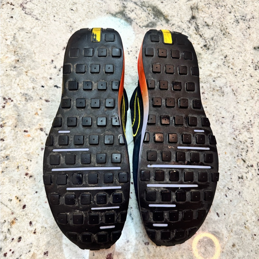 Stylish Black Sneakers with Color Accents - Picture 4 of 4